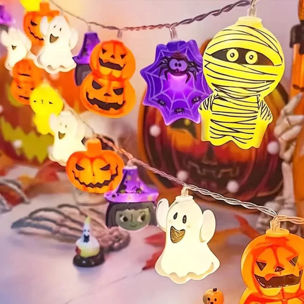 Lanterne na baterijo v obliki motivov za Halloween